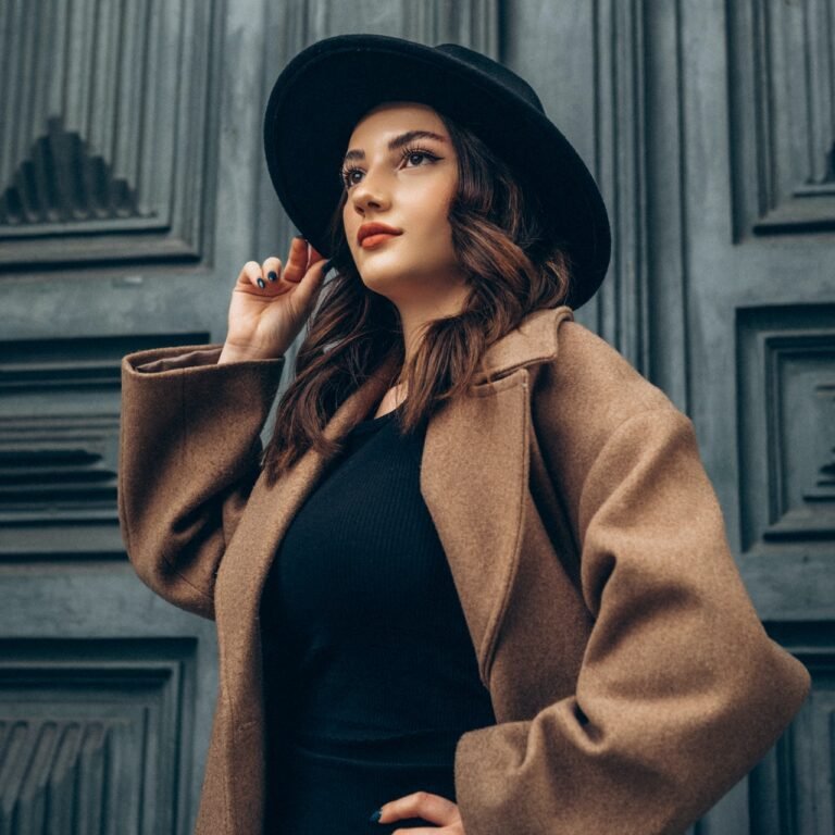 How to dress professionally and stand out in an interview